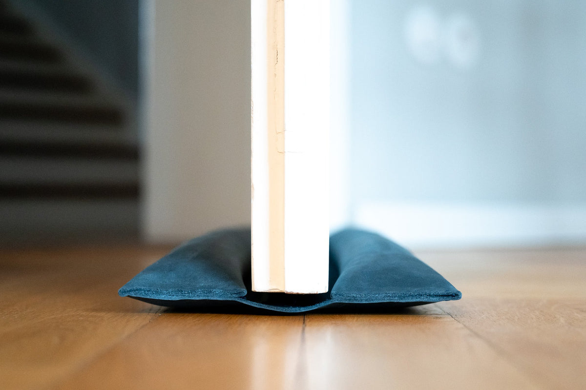 Zugluftstopper DUO – Navy - LederGlück Manufaktur