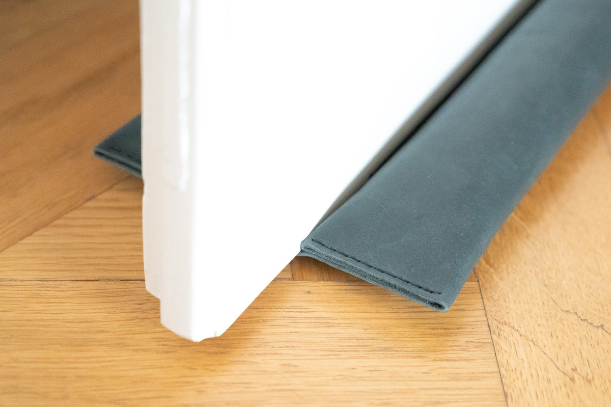 Zugluftstopper DUO – Stone - LederGlück Manufaktur